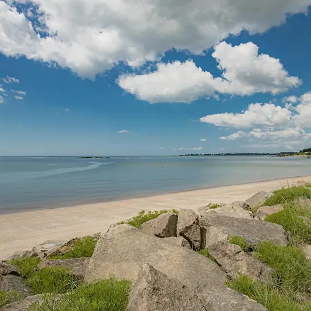 Neuve Avec 3 Et Terrasse A 100 M De La Plage De Betahon Villa