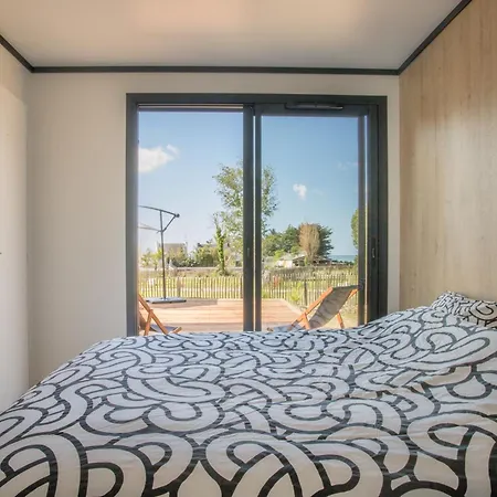 Neuve Avec 3 Et Terrasse A 100 M De La Plage De Betahon Villa *